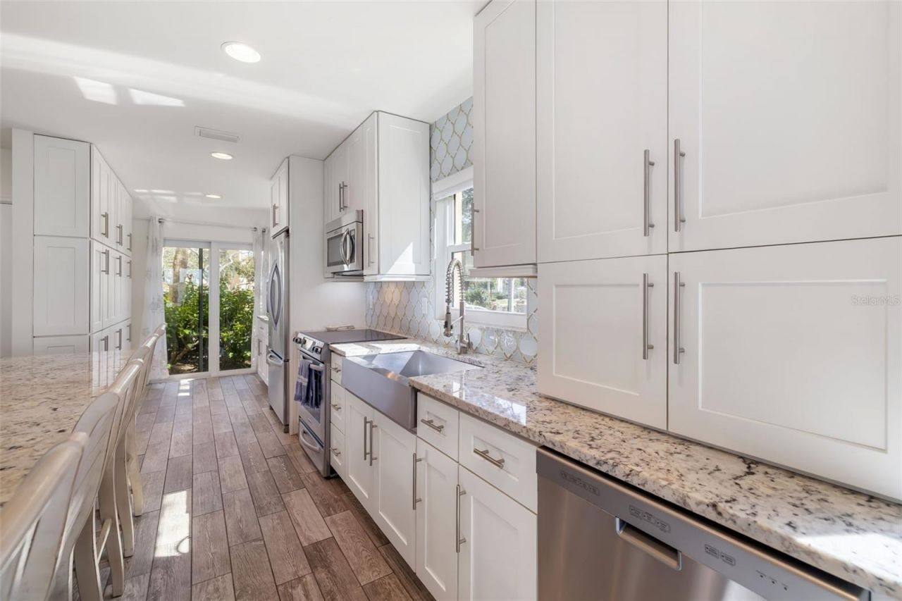 8630 Midnight Pass Road, Unit 108A, Sarasota, FL 34242 Photo