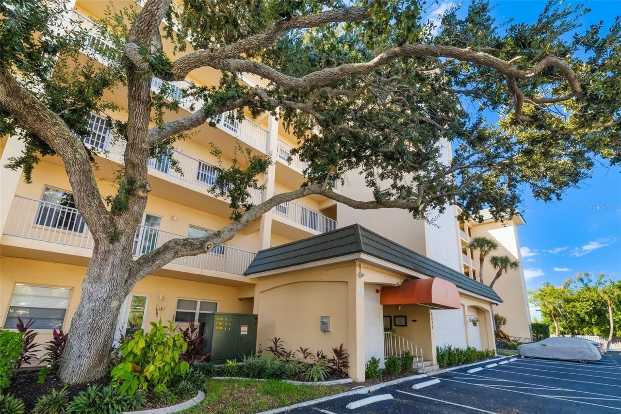 8630 Midnight Pass Road, Unit 108A, Sarasota, FL 34242 Photo