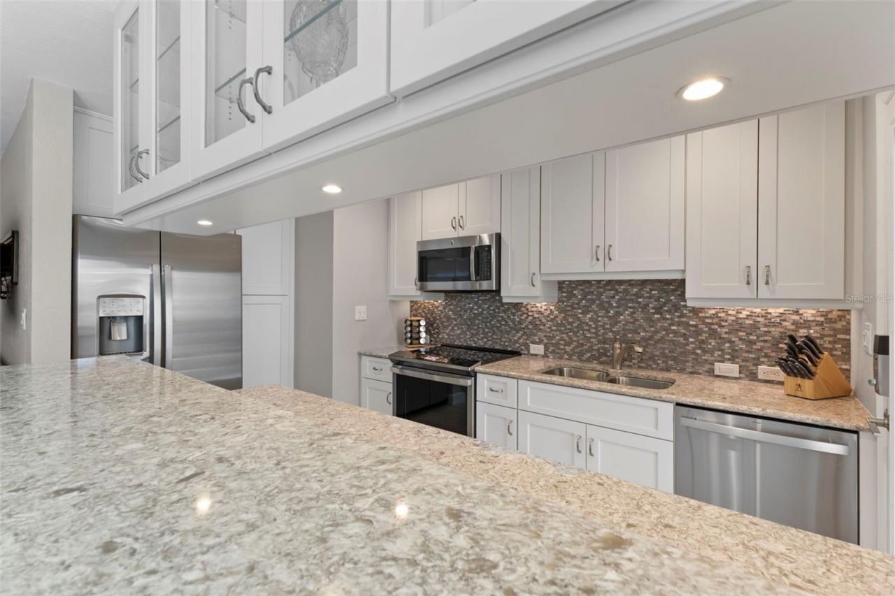 137 Avenida Messina, Unit 1, Sarasota, FL 34242 Photo