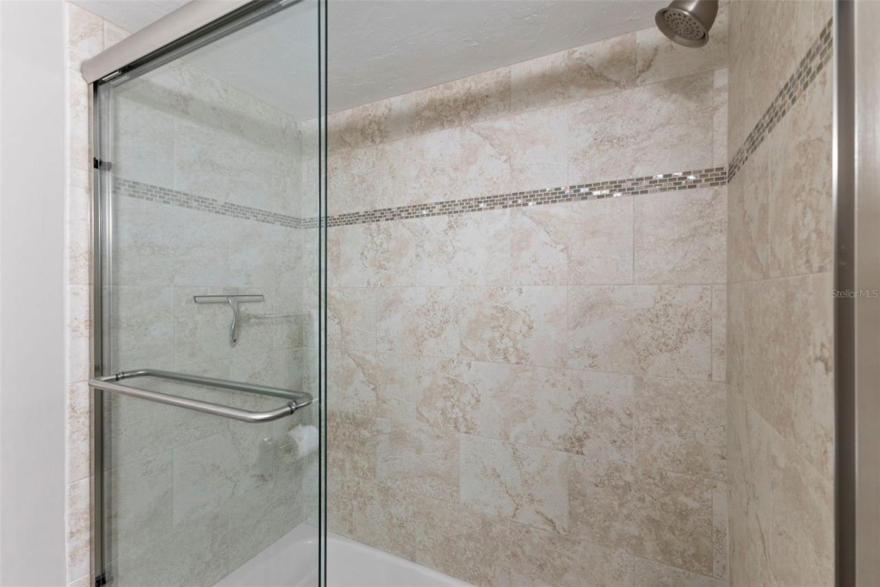 137 Avenida Messina, Unit 1, Sarasota, FL 34242 Photo