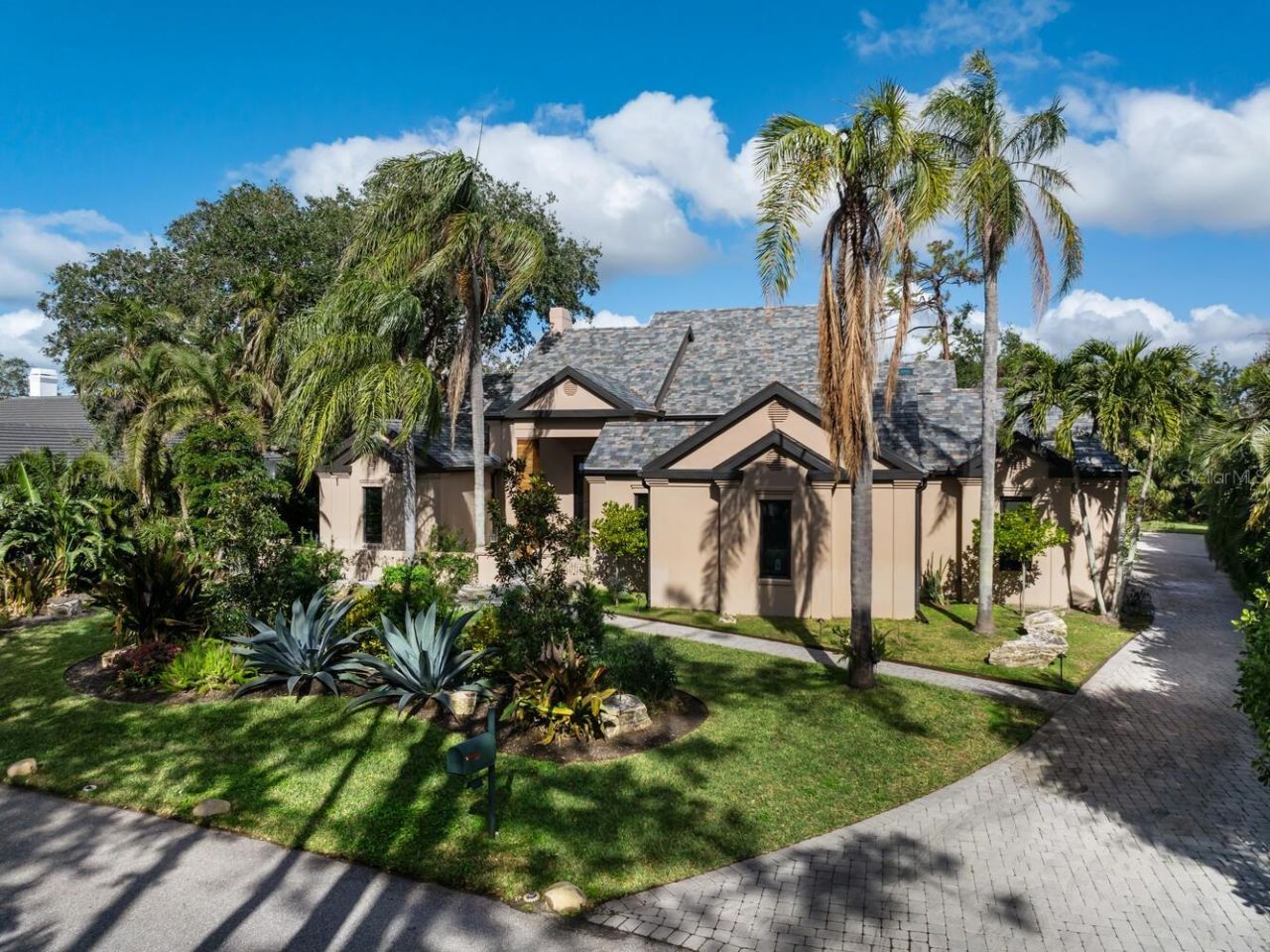 49 Osprey Point Drive, Osprey, FL 34229 Photo