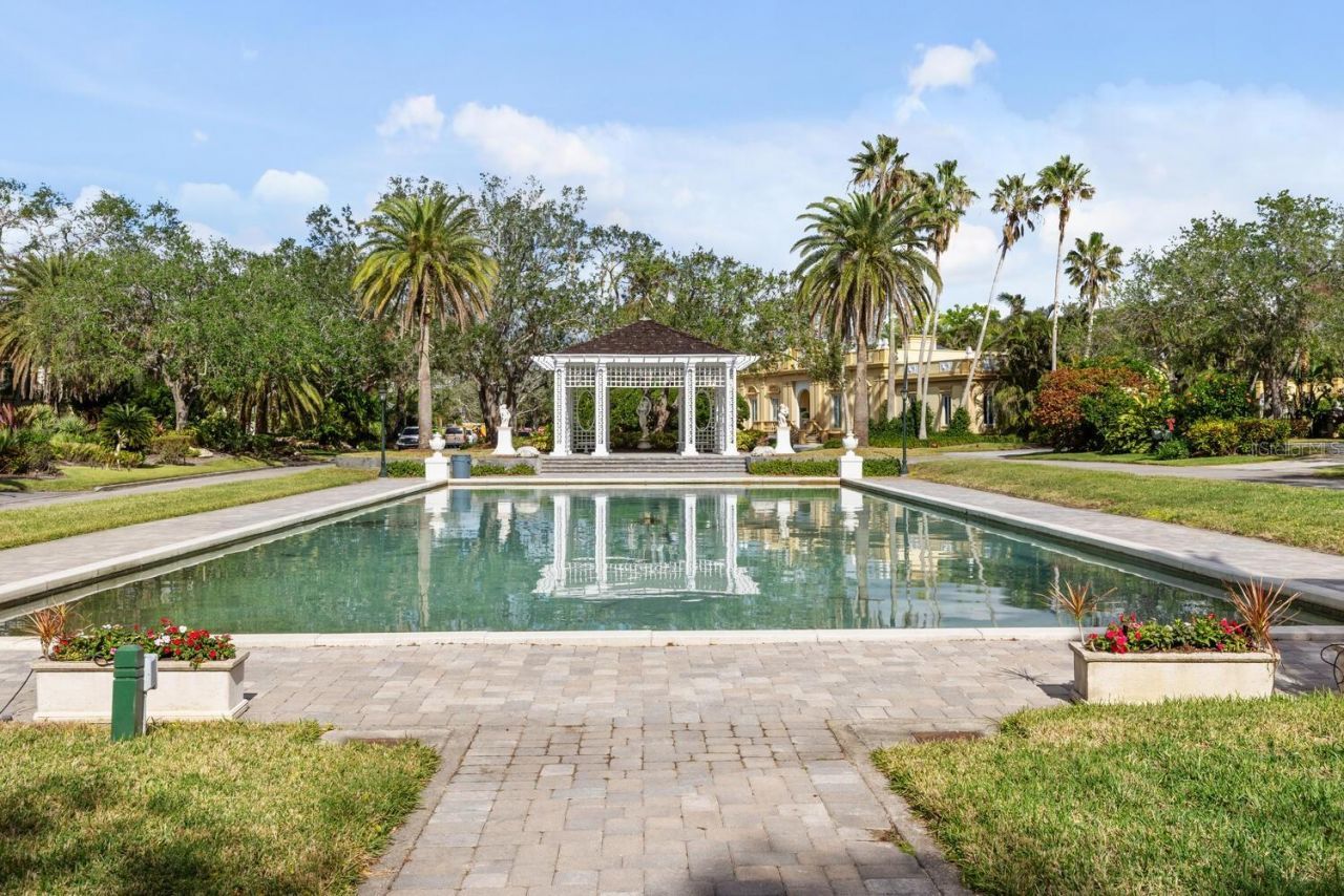 49 Osprey Point Drive, Osprey, FL 34229 Photo