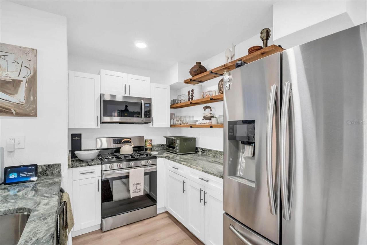 218 49th Avenue N, Saint Petersburg, FL 33703 Photo