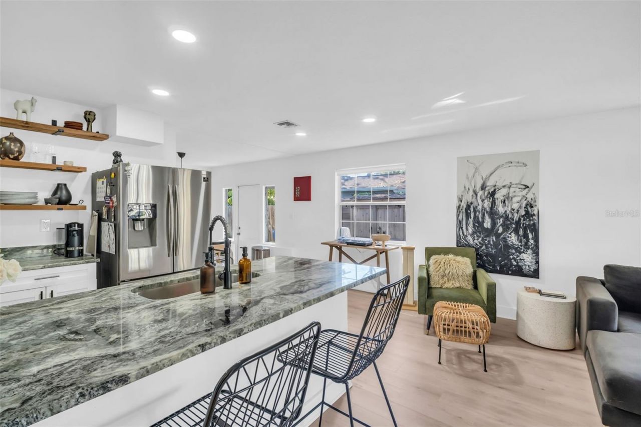 218 49th Avenue N, Saint Petersburg, FL 33703 Photo