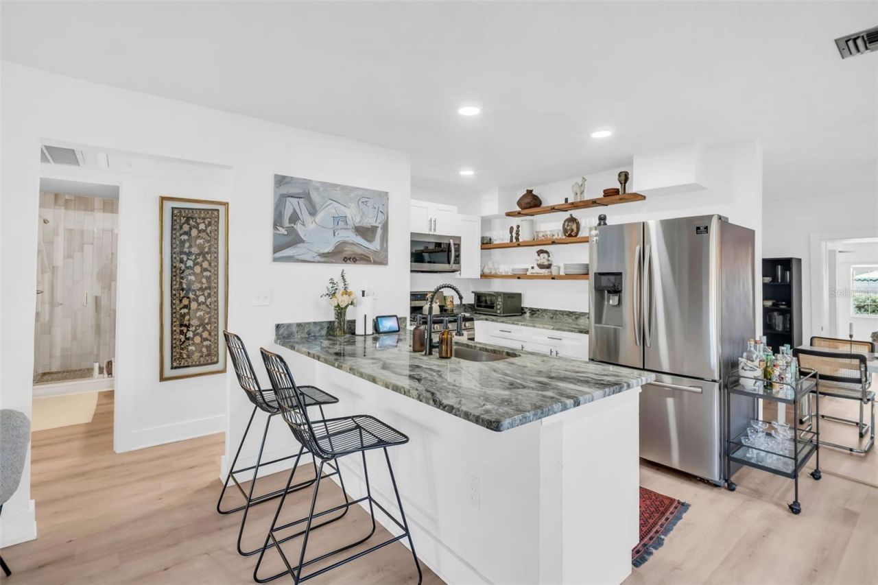 218 49th Avenue N, Saint Petersburg, FL 33703 Photo