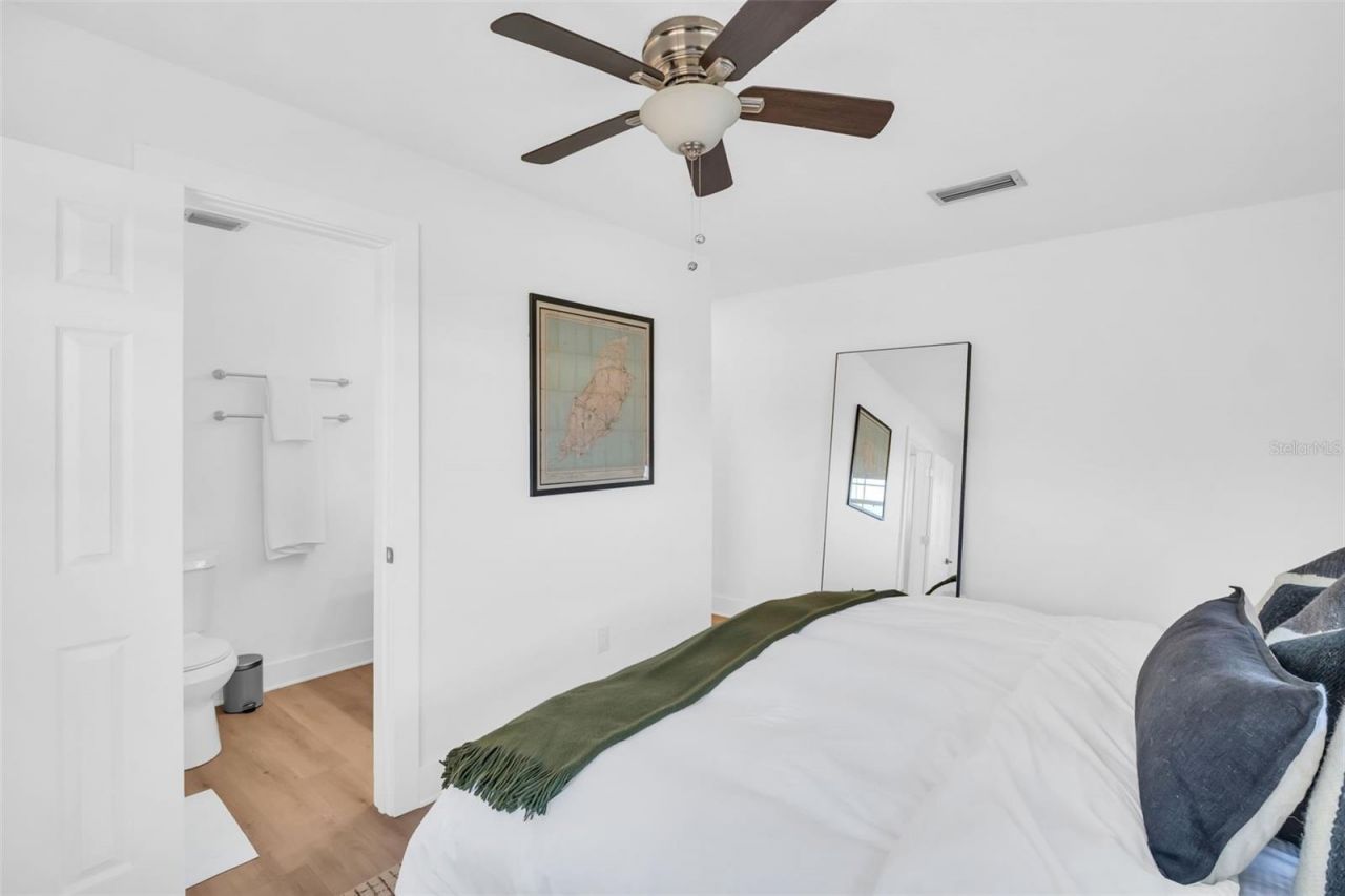 218 49th Avenue N, Saint Petersburg, FL 33703 Photo