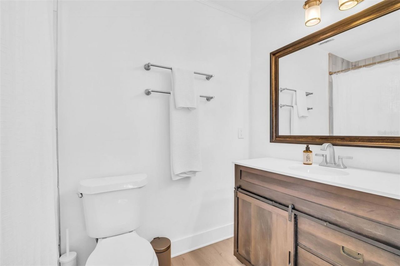 218 49th Avenue N, Saint Petersburg, FL 33703 Photo