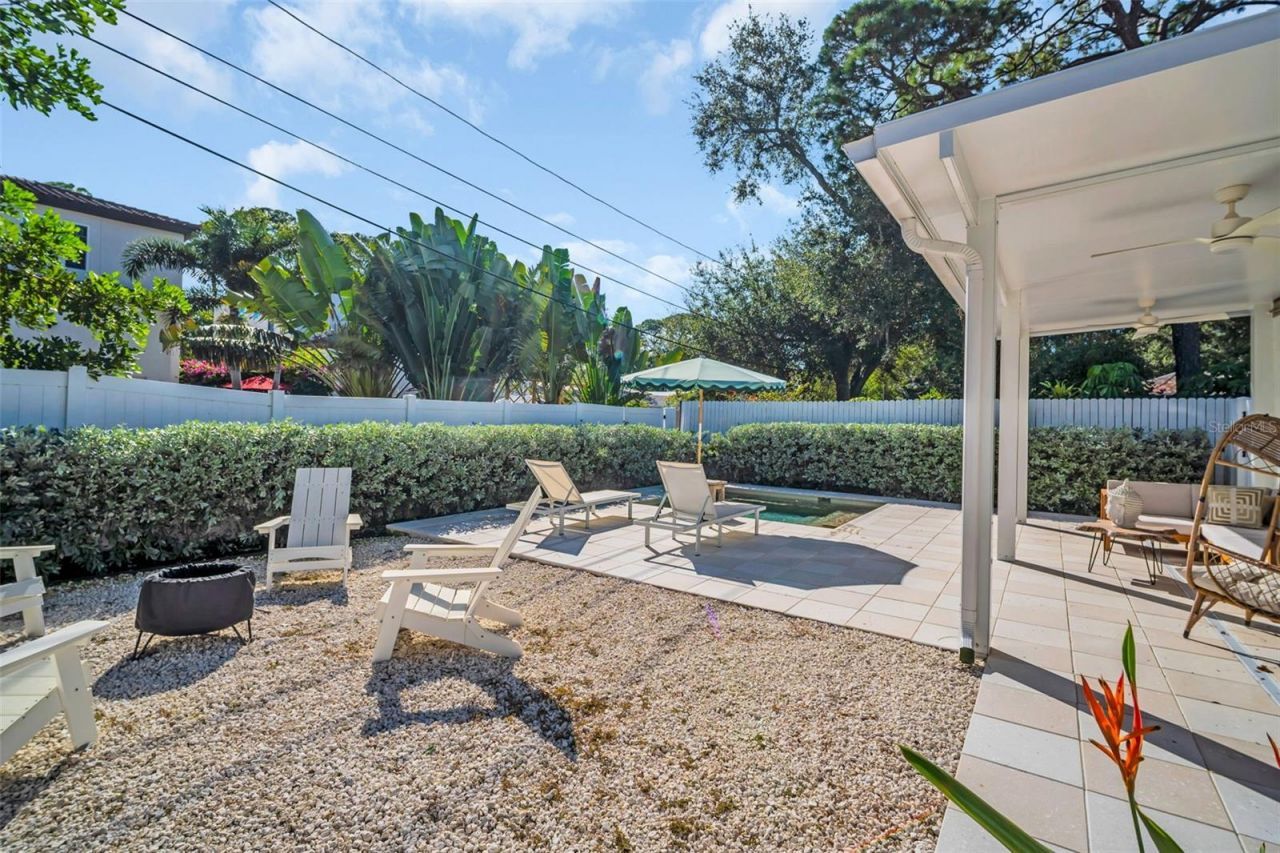 218 49th Avenue N, Saint Petersburg, FL 33703 Photo