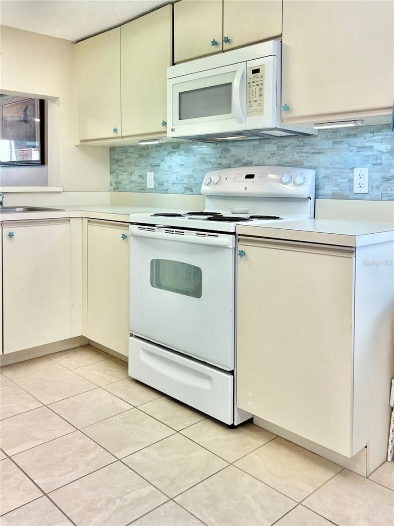 6501 Stone River Road, Unit 203, Bradenton, FL 34203 Photo