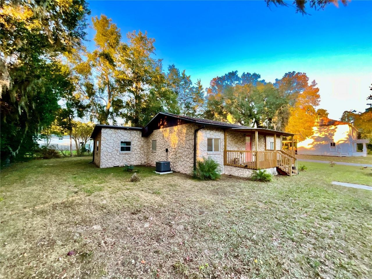 18713 Charlotte Avenue, Brooker, FL 32622 Photo