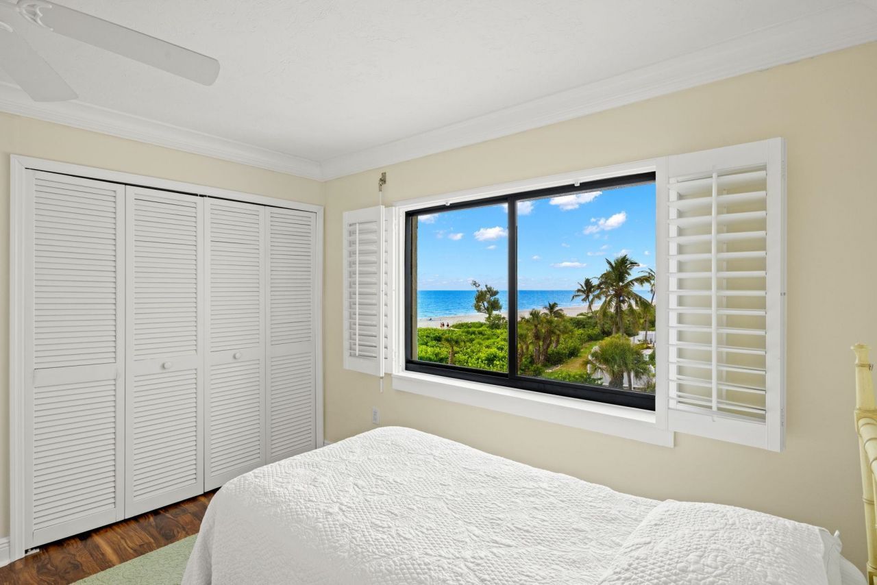 2929 W Gulf Dr, Unit 306, Sanibel, FL 33957 Photo