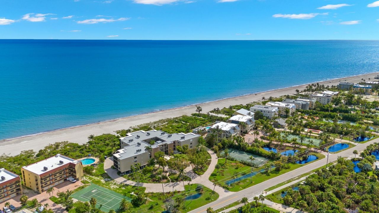 2929 W Gulf Dr, Unit 306, Sanibel, FL 33957 Photo