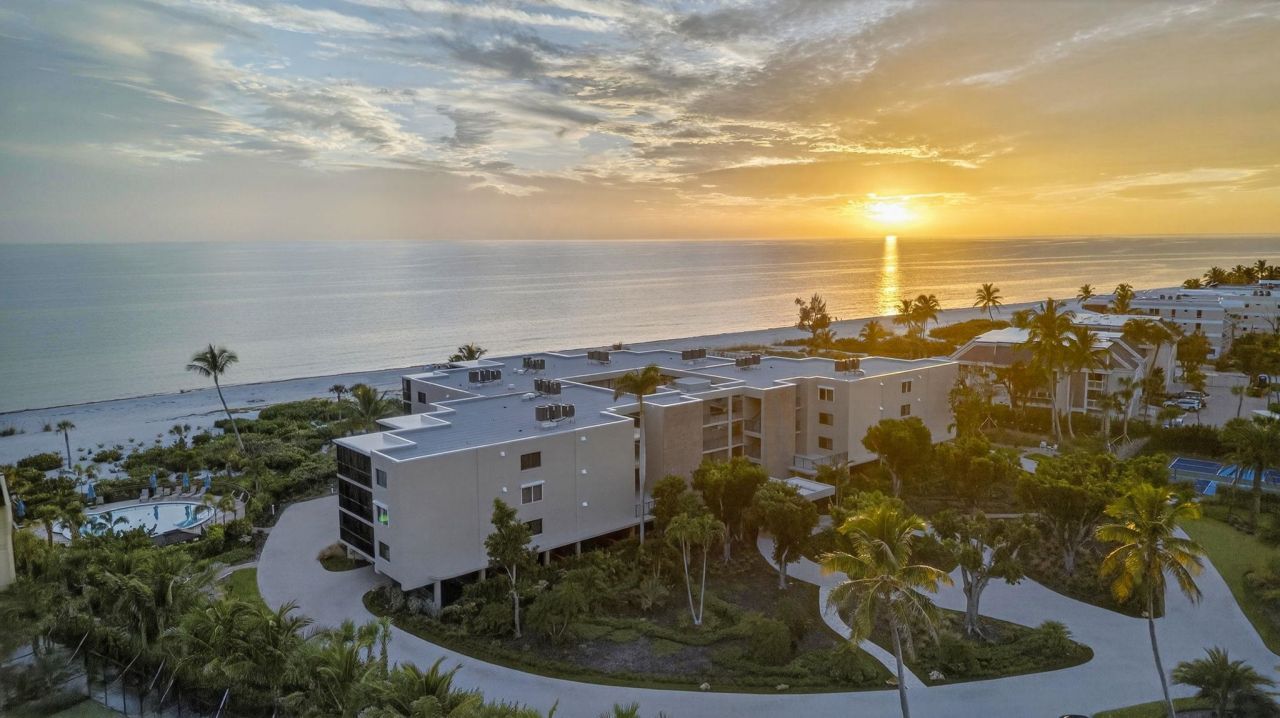 2929 W Gulf Dr, Unit 306, Sanibel, FL 33957 Photo