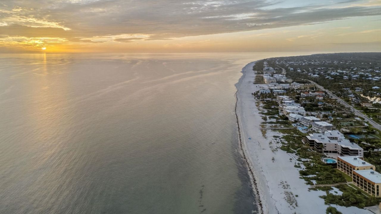 2929 W Gulf Dr, Unit 306, Sanibel, FL 33957 Photo