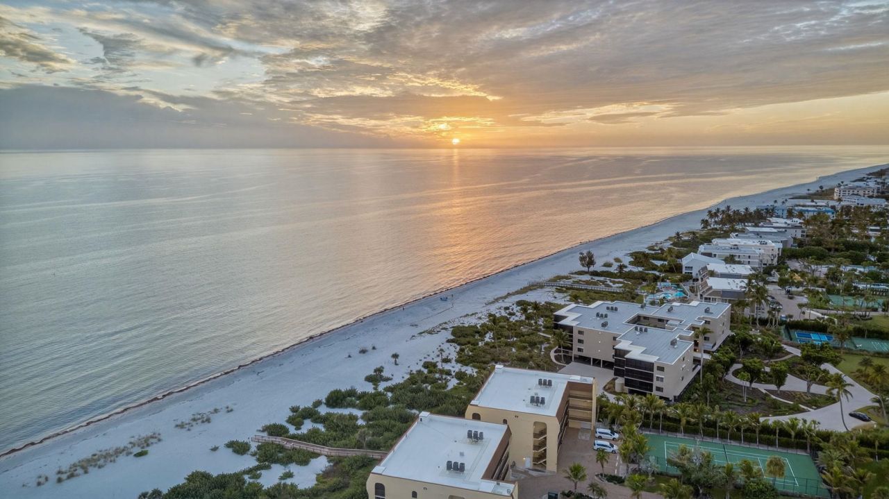 2929 W Gulf Dr, Unit 306, Sanibel, FL 33957 Photo