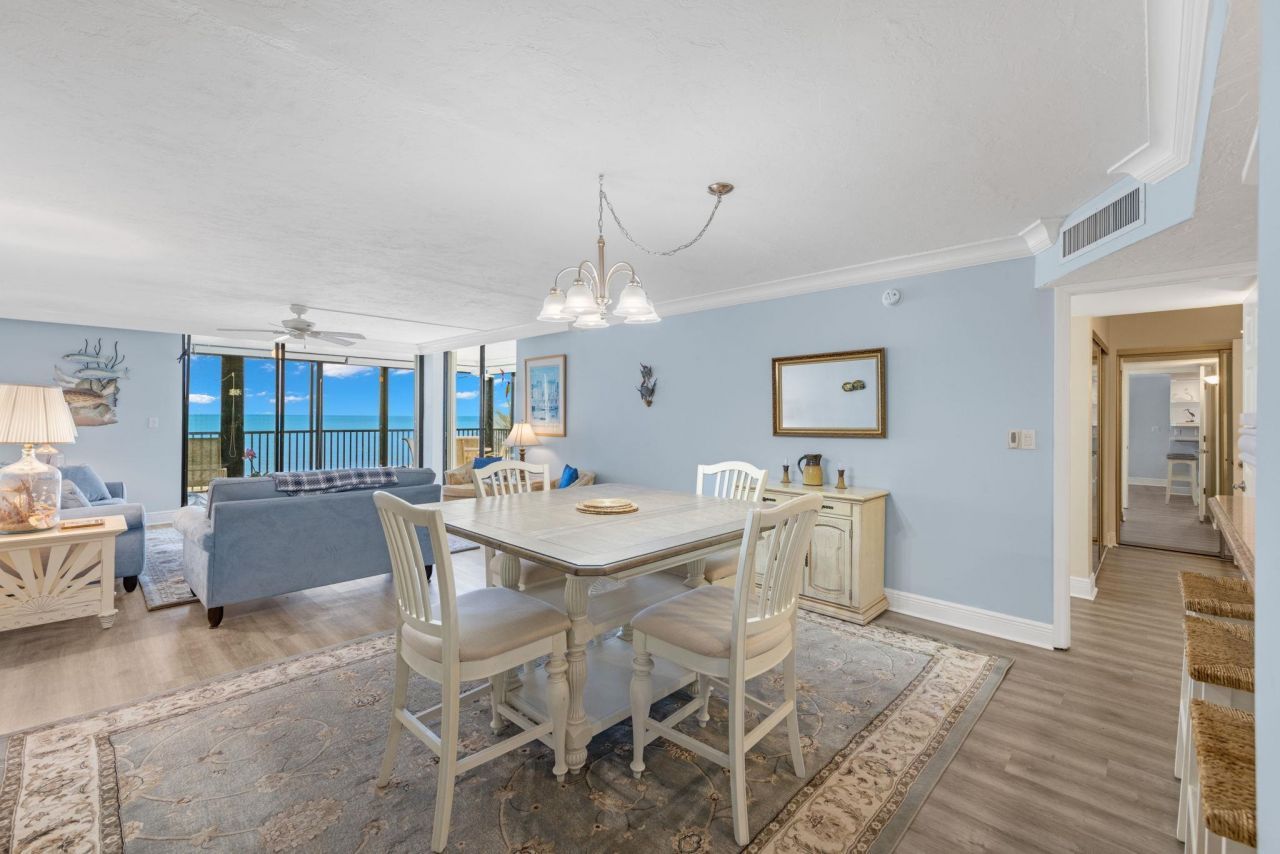 2929 W Gulf Dr, Unit 306, Sanibel, FL 33957 Photo
