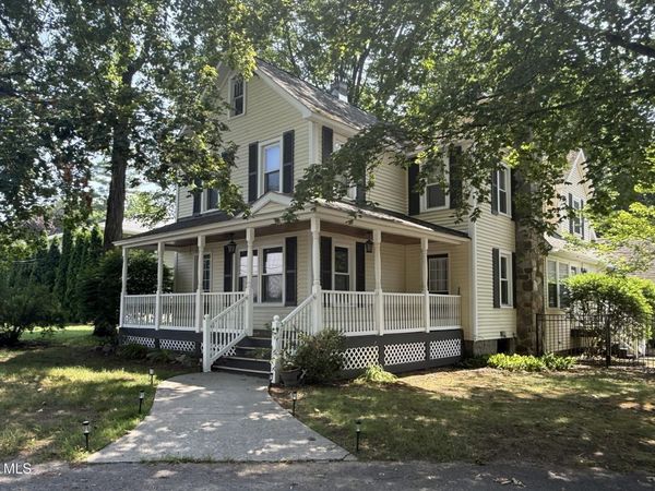 308 Ballston Avenue, Saratoga Springs, NY 12866