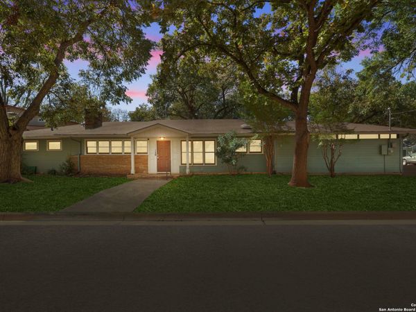 985 Allen Avenue, New Braunfels, TX 78130