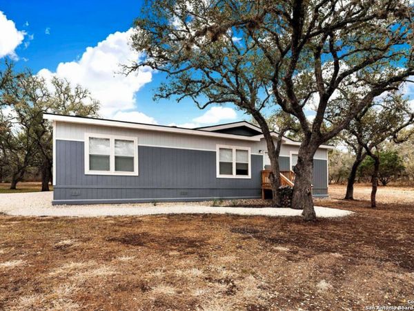 399 Private 1523, Bandera, TX 78003