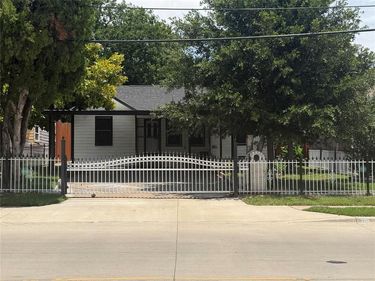 1318 S Ewing Avenue, Dallas, TX 75216