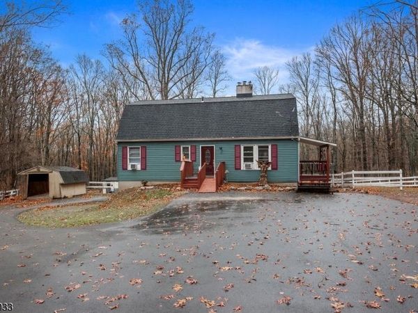 43 Meyers Rd, Sandyston, NJ 07827