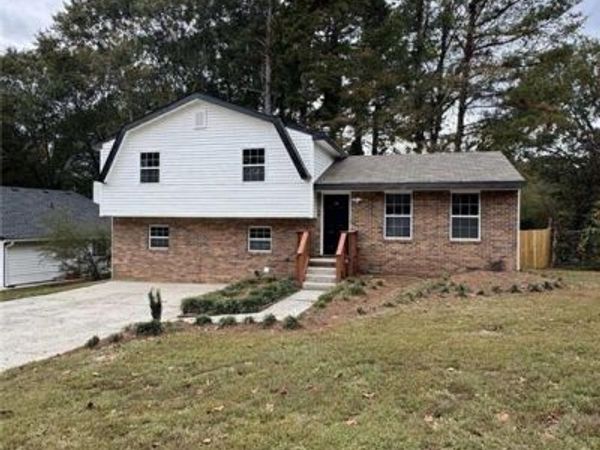 6929 Apache Lane, Riverdale, GA 30274