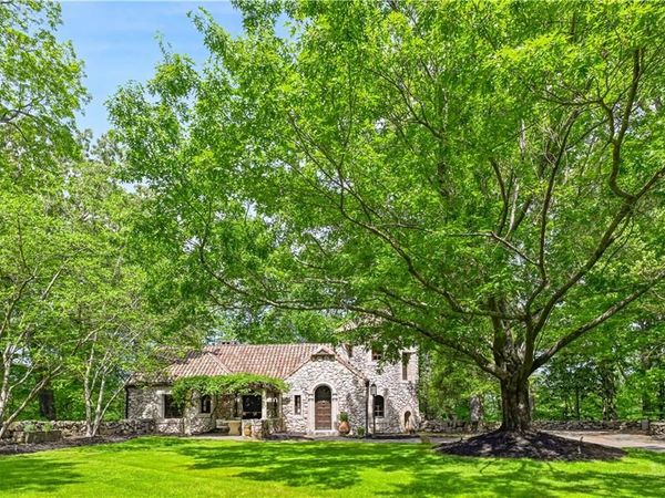 2100 West Wesley Road, Atlanta, GA 30327