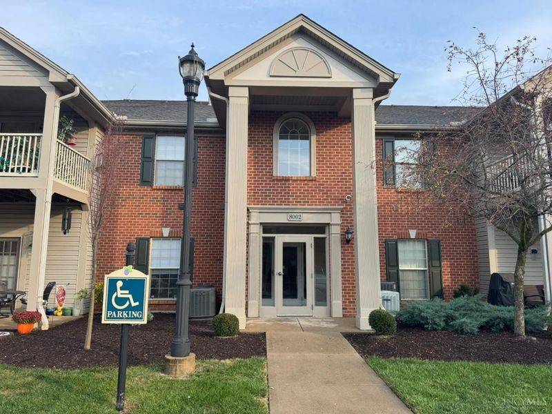 8002 Pinnacle Point, Unit 102, West Chester, OH 45069 Photo 1