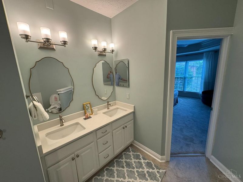 8002 Pinnacle Point, Unit 102, West Chester, OH 45069 Photo 7