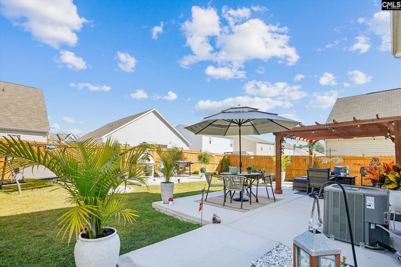 101 Parkwood Court Photo 4