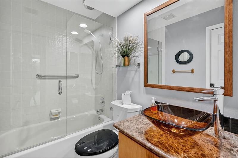 7520 La Paz Court, Unit 209, Boca Raton, FL 33433 Photo