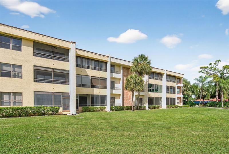 7520 La Paz Court, Unit 209, Boca Raton, FL 33433 Photo