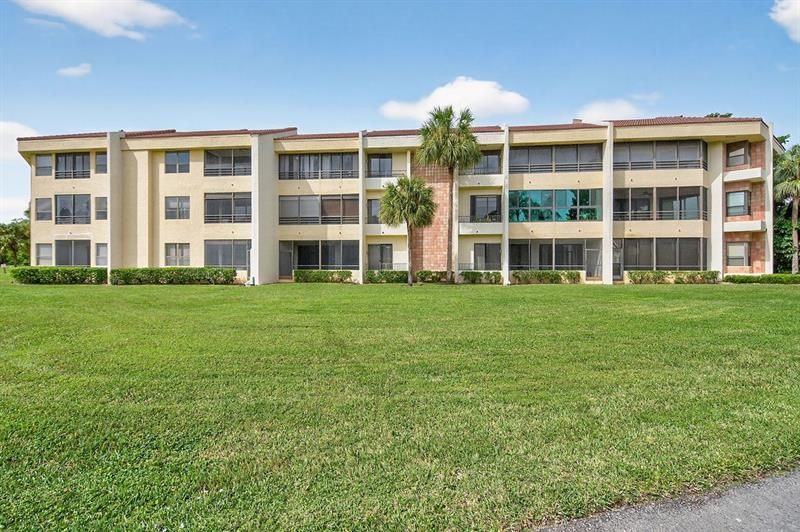 7520 La Paz Court, Unit 209, Boca Raton, FL 33433 Photo