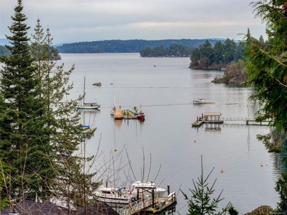10931 Inwood Rd North Saanich, BC V8L 5H9