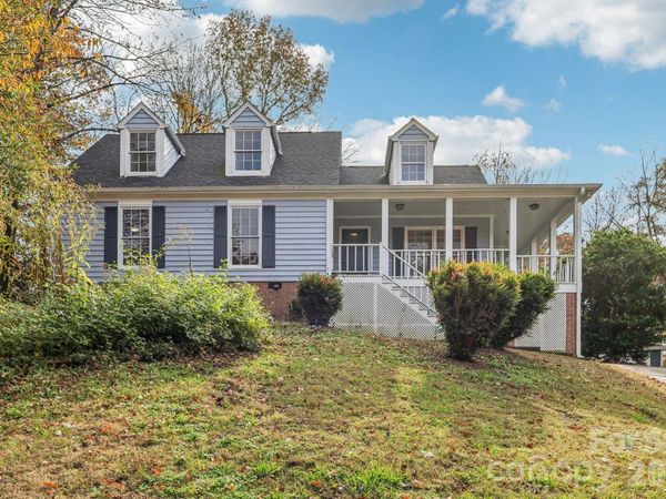 5618 All Saints Lane, Charlotte, NC 28226