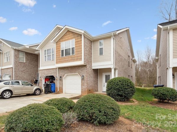 111 Sherman Oaks Lane, Mooresville, NC 28115