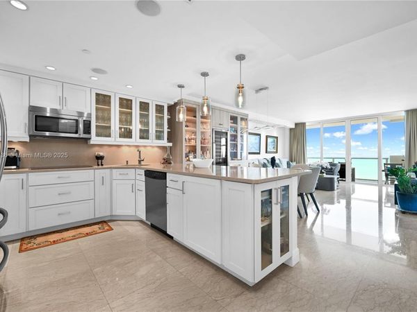 5601 Collins Ave, Unit 903, Miami Beach, FL 33140