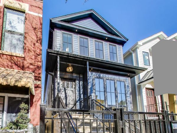 2036 W ERIE Street, Chicago, IL 60612