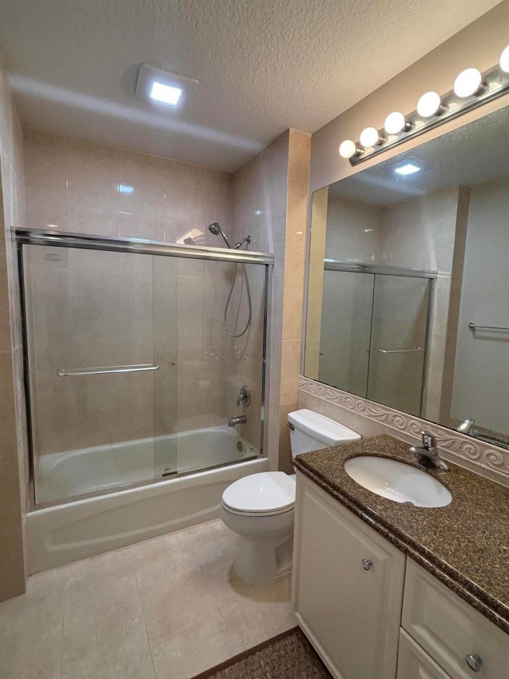 7 Harbour Isle Drive E, Unit 301, Fort Pierce, FL 34949 Photo