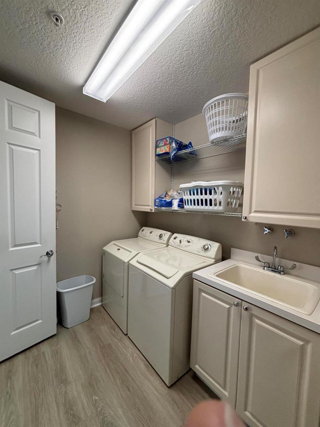 7 Harbour Isle Drive E, Unit 301, Fort Pierce, FL 34949 Photo