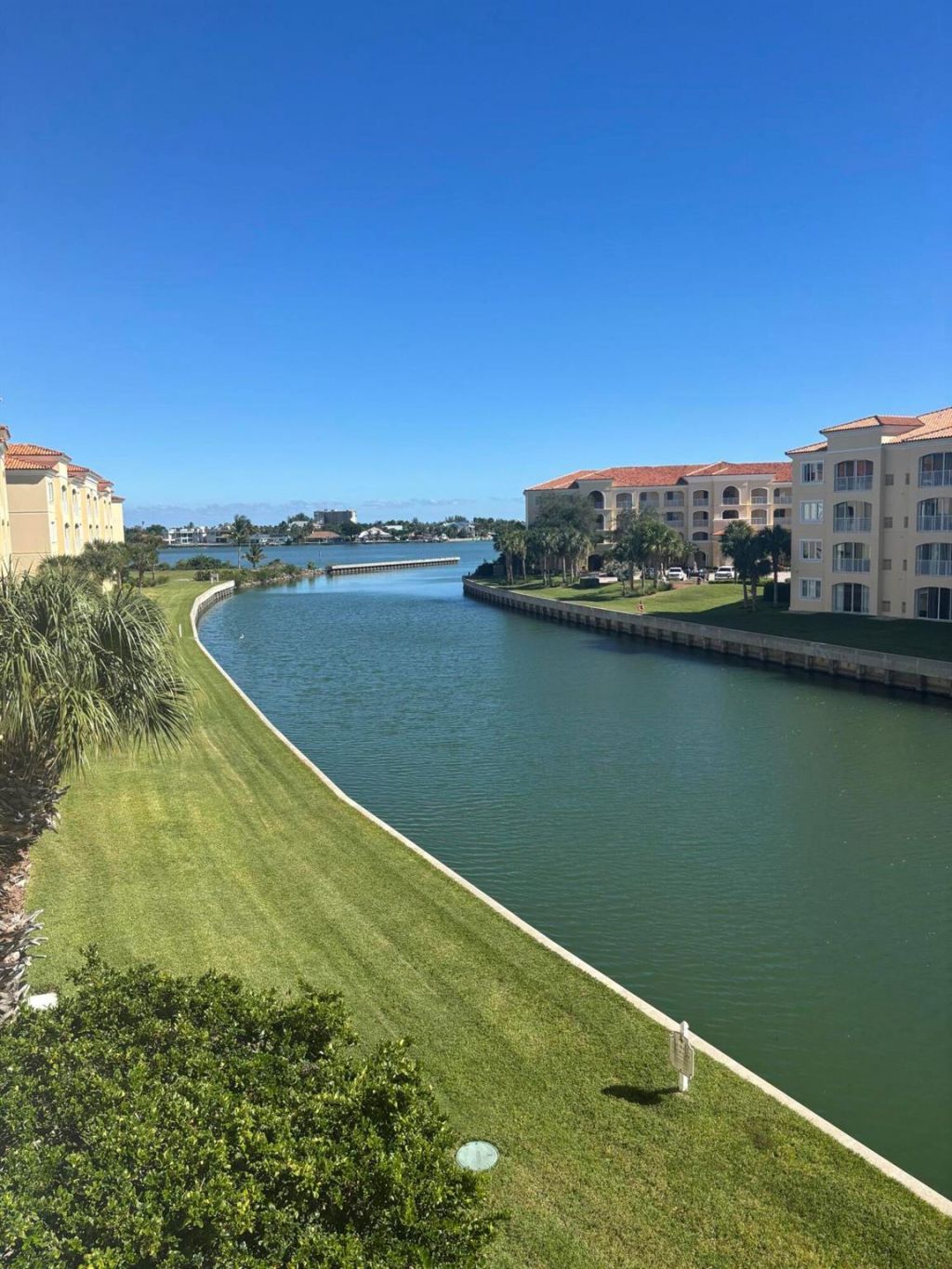 7 Harbour Isle Drive E, Unit 301, Fort Pierce, FL 34949 Photo