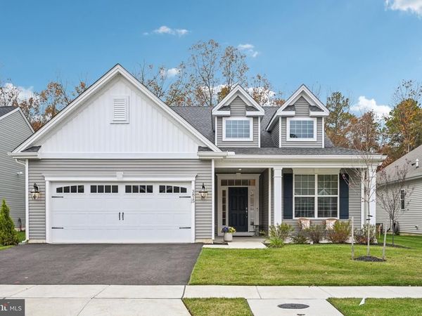 3815 CASTLETON DRIVE, WILLIAMSTOWN, NJ 08094