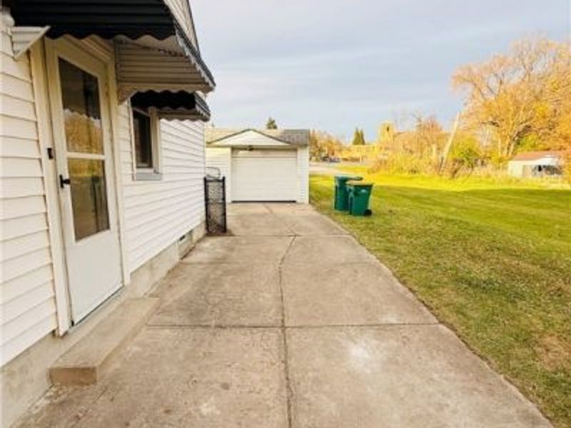 18909 Maple Heights Boulevard, Maple Heights, OH 44137 Photo 3