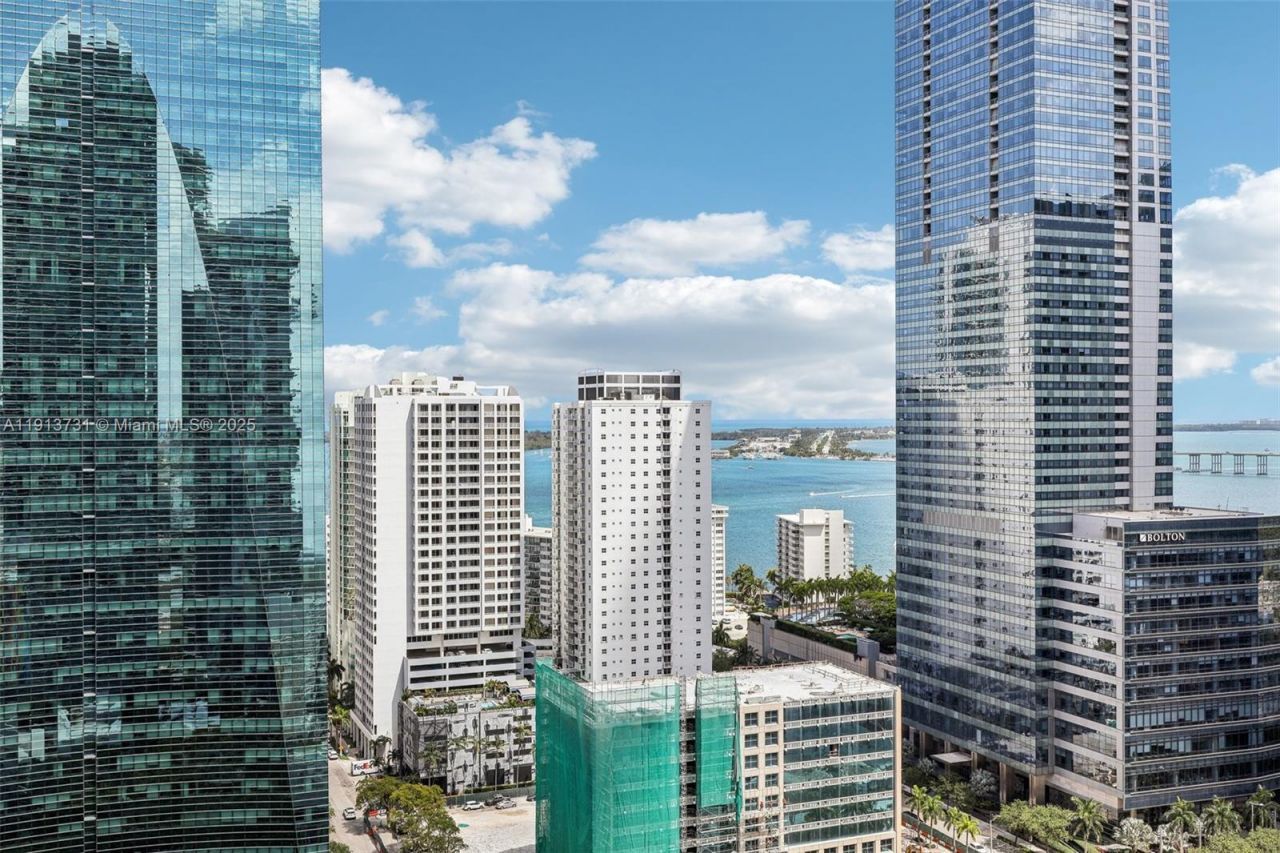 1300 S Miami Ave, Unit 2404, Miami, FL 33130 Photo