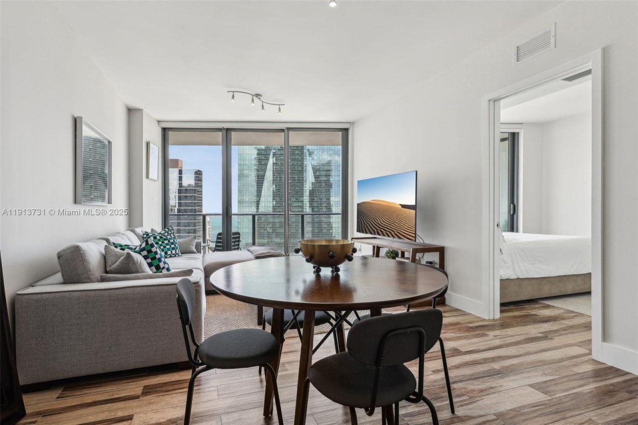 1300 S Miami Ave, Unit 2404, Miami, FL 33130 Photo