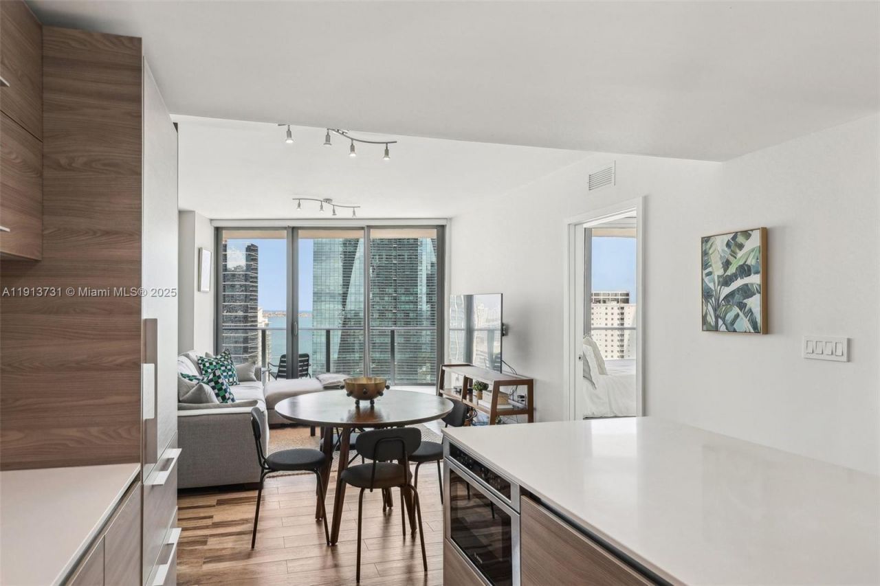 1300 S Miami Ave, Unit 2404, Miami, FL 33130 Photo