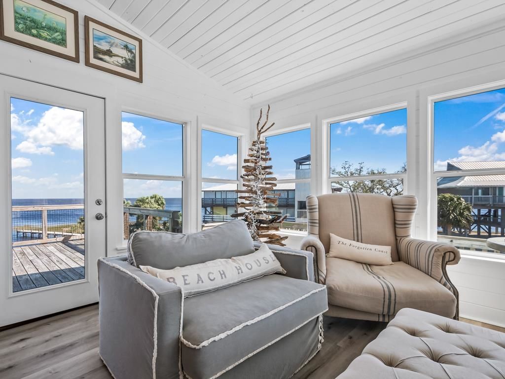 37 Dolphin Drive, Crawfordville, FL 32327 Photo