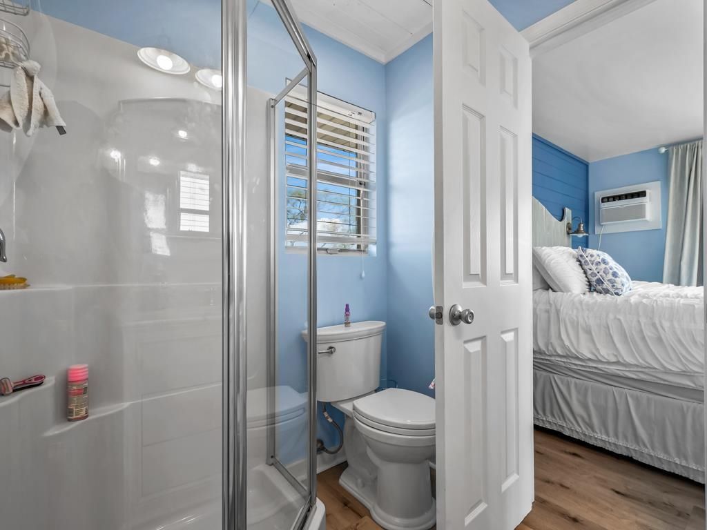 37 Dolphin Drive, Crawfordville, FL 32327 Photo