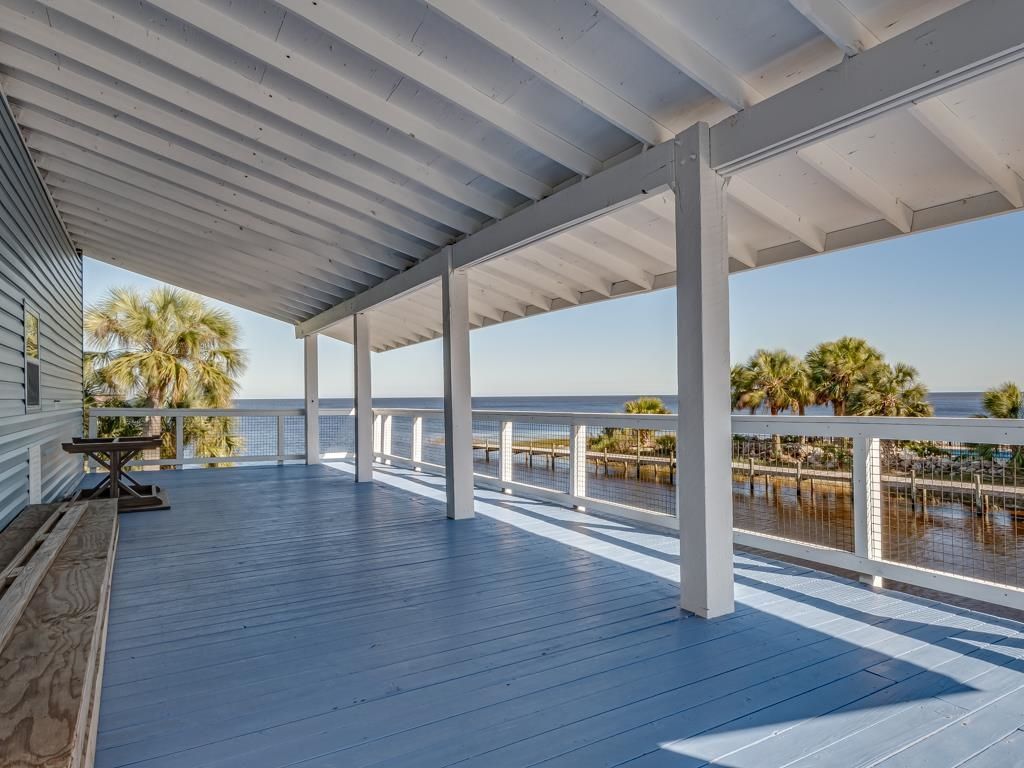 37 Dolphin Drive, Crawfordville, FL 32327 Photo