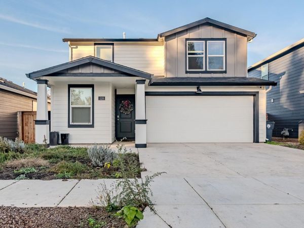 529 Black Bear Drive, Medford, OR 97501